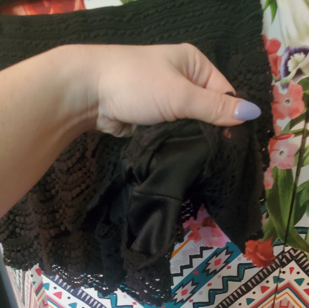 4/$12 Ruffle Skort - Picture 7 of 9